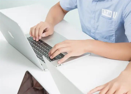 出生證明翻譯恢復(fù)雙認證了